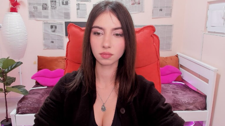 SarahTray's Streamate show and profile