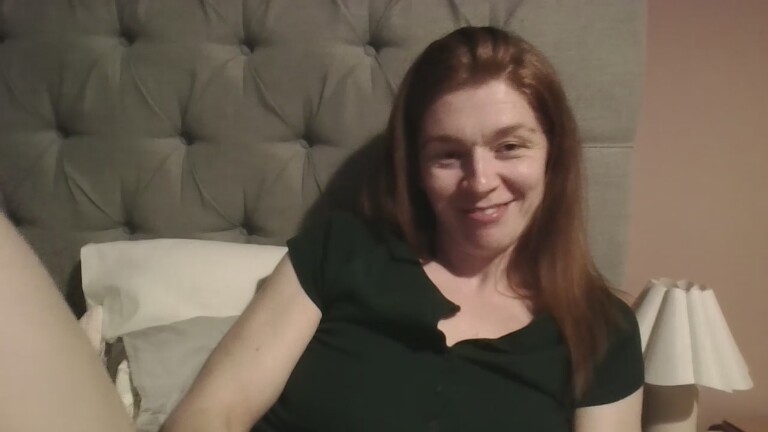 Housewife_kirst's Streamate show and profile