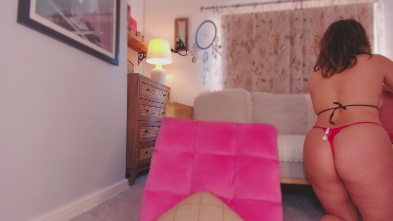 Aerin's Streamate show and profile