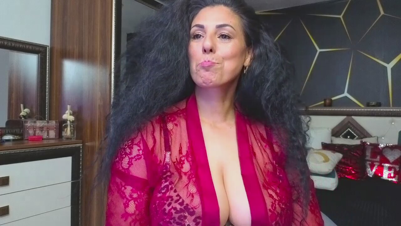 Curly_Sexy