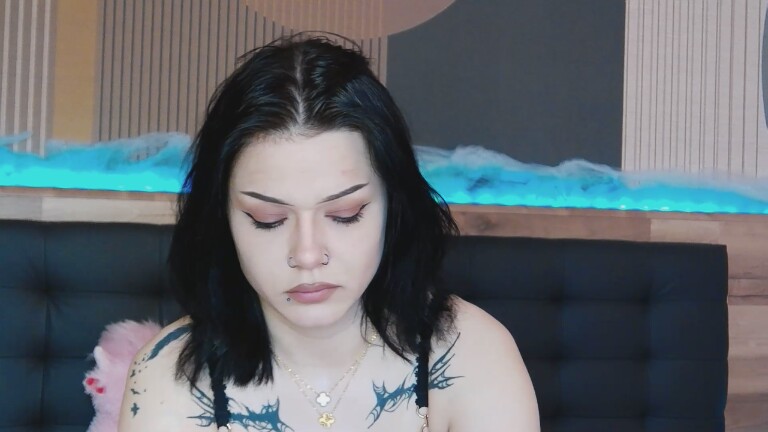 AYSHAAH's Streamate show and profile